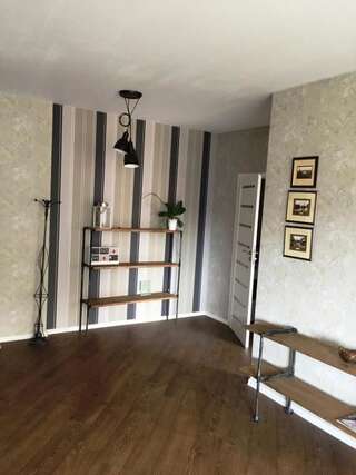 Апартаменты Apartament Birutes 22 Клайпеда Апартаменты с балконом-21