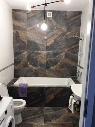 Апартаменты Apartament Birutes 22 Клайпеда Апартаменты с балконом-25